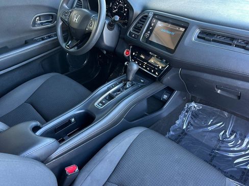 Used 2022 Honda HR-V EX image 16