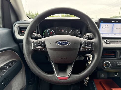 Used 2022 Ford Maverick XLT FWD image 15