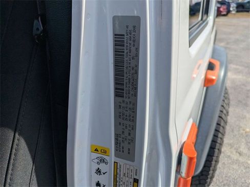 Used 2018 Jeep Wrangler Unlimited Sport image 34