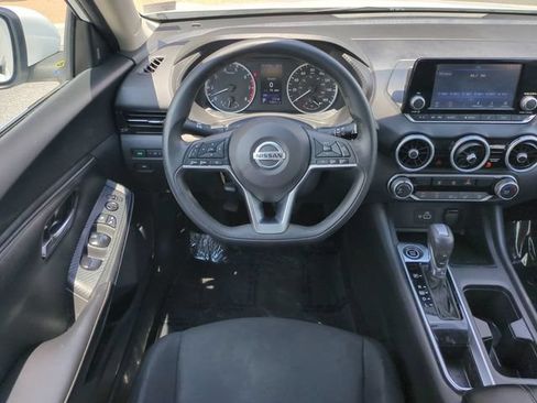 Used 2020 Nissan Sentra S FWD image 15