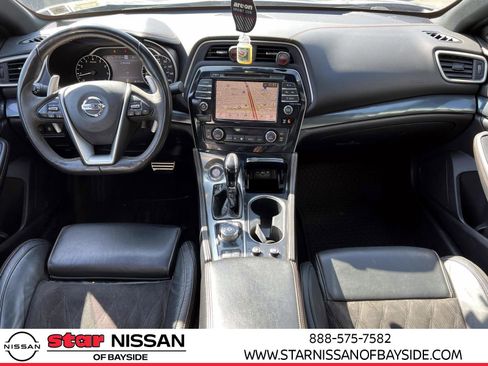 Used 2021 Nissan Maxima SR w/ Sport Mat Group image 12