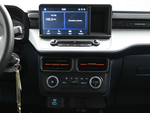 Used 2022 Ford Maverick XLT w/ Equipment Group 300A Standard image 16