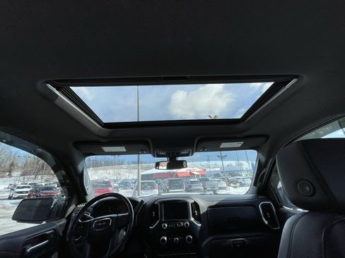 Certified 2020 GMC Sierra 1500 AT4 w/ Off-Road Performance Package image 29