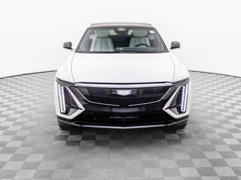 Used 2025 Cadillac Lyriq Sport AWD/4WD image 2