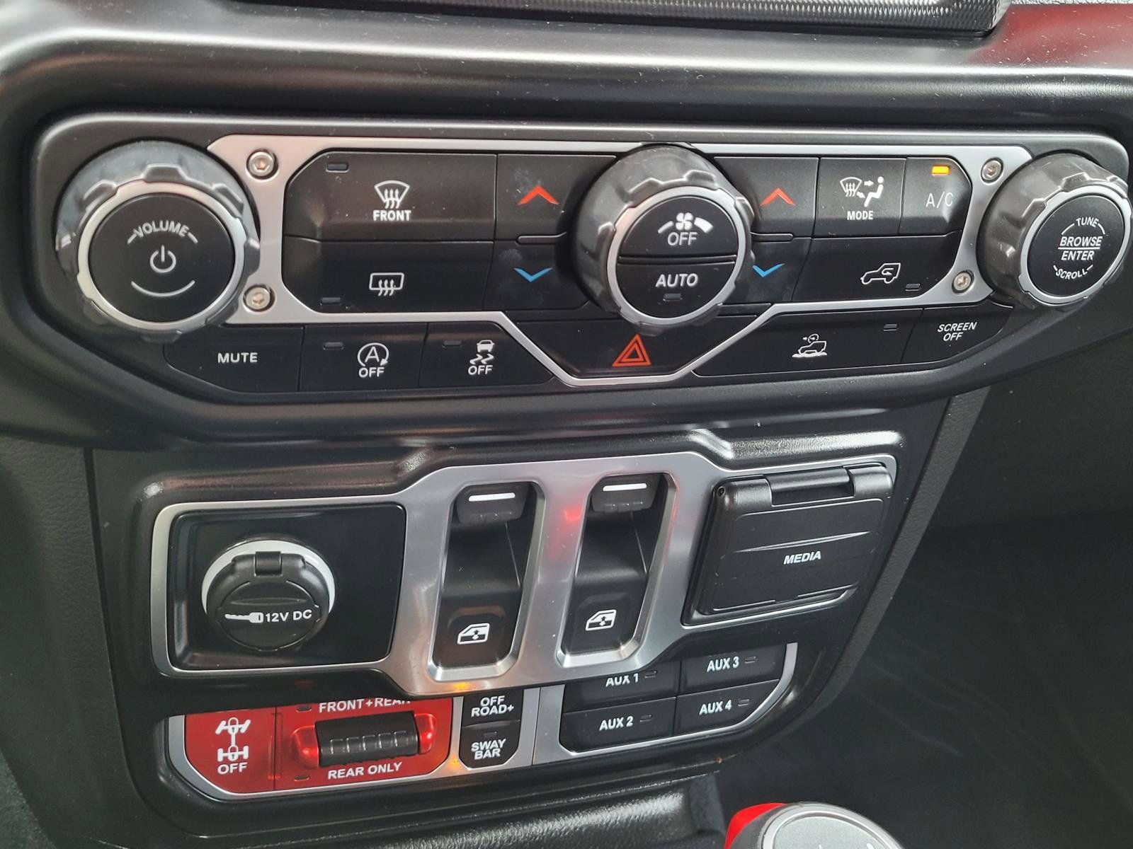 Used 2022 Jeep Wrangler Rubicon AWD/4WD image 22