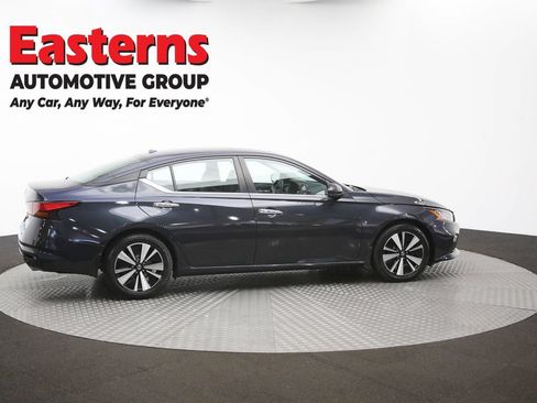 Used 2021 Nissan Altima 2.5 SV w/ SV Premium Package FWD image 44