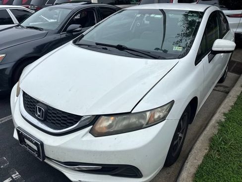 Used 2015 Honda Civic SE image 2