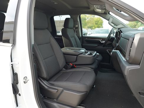 New 2026 GMC Sierra 2500 SLE w/ SLE Value Package; AWD/4WD image 24
