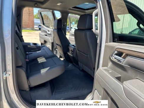 Used 2025 Chevrolet Silverado 1500 LT Trail Boss w/ LT Trail Boss Premium Package AWD/4WD image 28