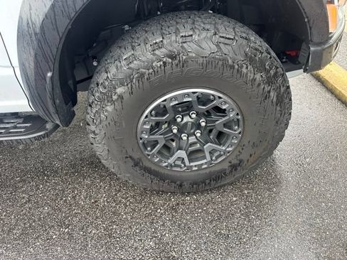 Used 2025 Ford F150 Raptor w/ Equipment Group 803A Raptor R AWD/4WD image 13