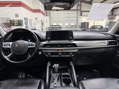 Used 2021 Kia Telluride S AWD/4WD image 22