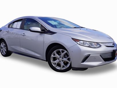 Used 2018 Chevrolet Volt Premier w/ Driver Confidence Package