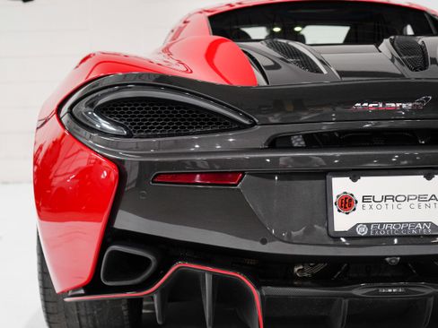 Used 2017 McLaren 570S Coupe RWD image 35