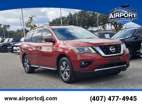 Used 2017 Nissan Pathfinder SL w/ SL Tech Package image 1