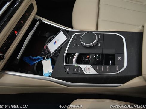 Used 2024 BMW 330i Sedan w/ M Sport Package RWD image 31