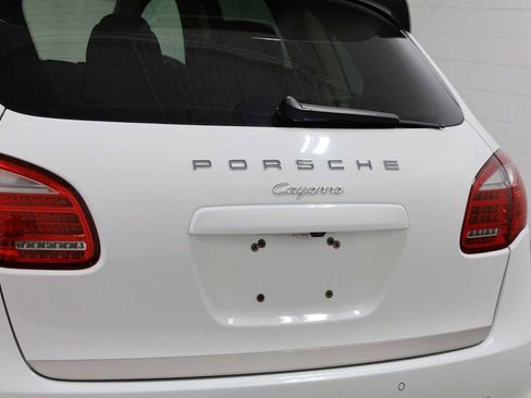 Used 2014 Porsche Cayenne AWD/4WD image 8