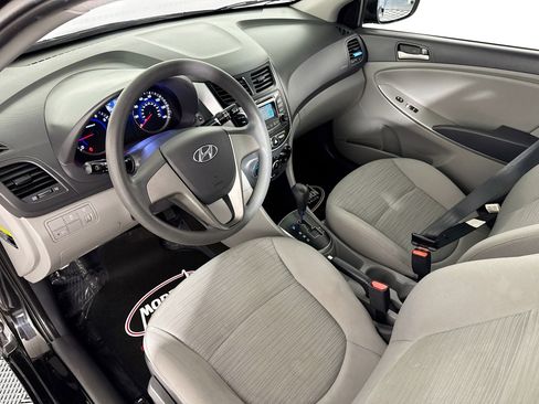 Used 2015 Hyundai Accent GLS FWD image 5
