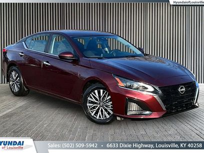 Used 2023 Nissan Altima 2.5 SV