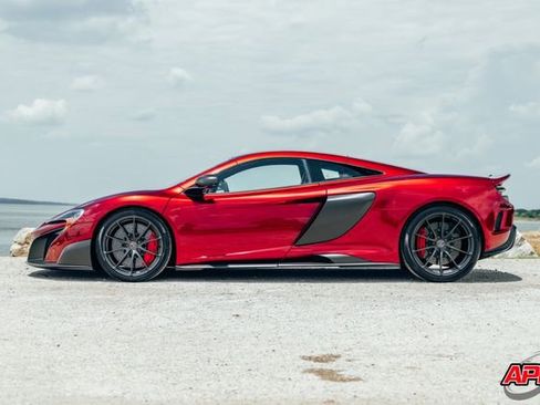 Used 2016 McLaren 675LT Coupe RWD image 12