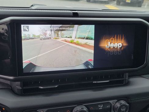 New 2026 Jeep Gladiator Rubicon image 9