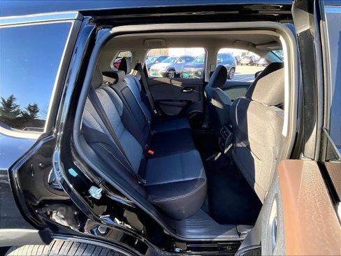 Certified 2023 Nissan Rogue SV image 16