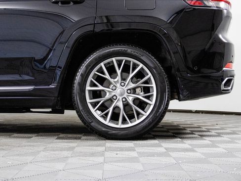 Used 2023 Jeep Grand Cherokee Summit image 48