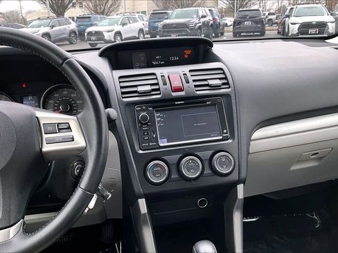 Used 2014 Subaru Forester 2.5i Limited image 7