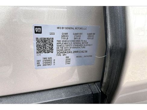 Used 2024 Chevrolet Suburban High Country AWD/4WD image 37