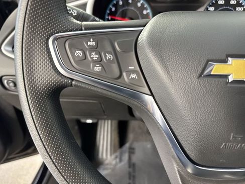 Used 2025 Chevrolet Malibu LS image 11