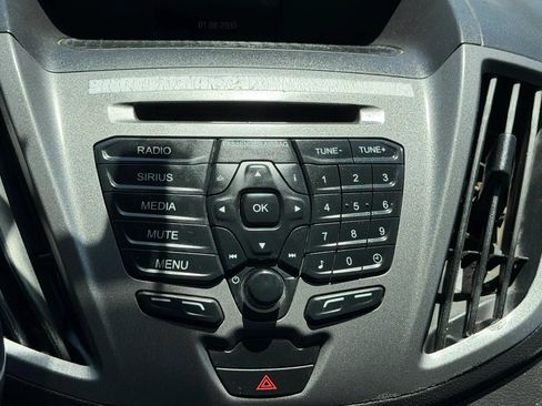 Used 2019 Ford Transit 150 148 Medium Roof RWD image 25