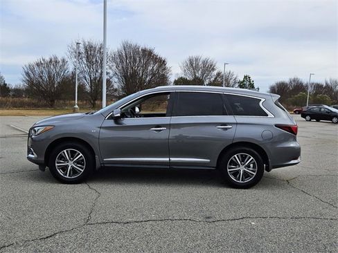 Used 2020 INFINITI QX60 Luxe w/ Essential Package image 4