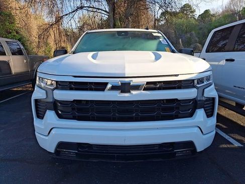 Used 2024 Chevrolet Silverado 1500 RST image 2