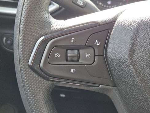 Used 2023 Chevrolet TrailBlazer LS image 23