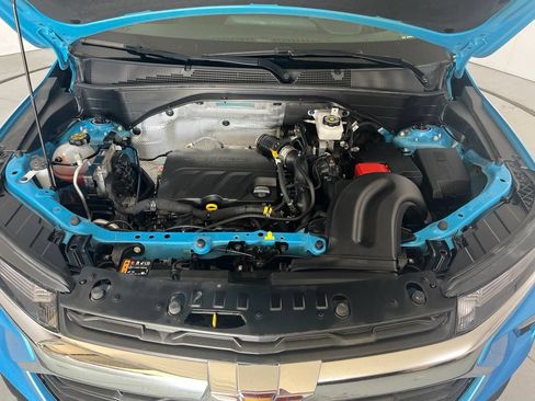 Used 2025 Chevrolet TrailBlazer LS w/ LS Convenience Package FWD image 9