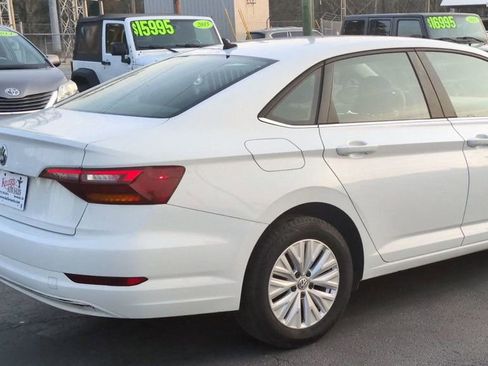 Used 2019 Volkswagen Jetta S w/ Driver Assistance Package image 8