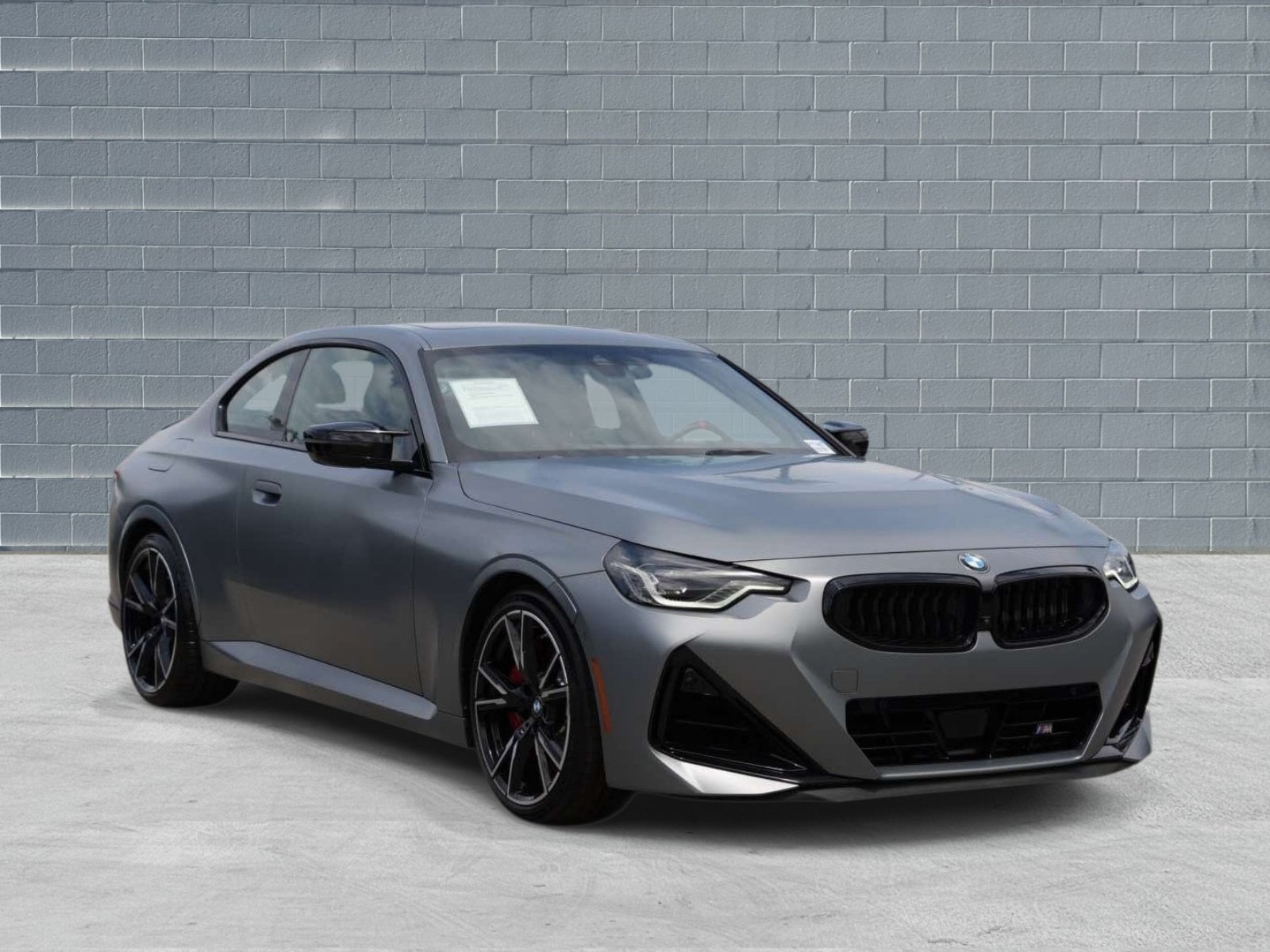 Used 2025 BMW M240i Coupe RWD image 1