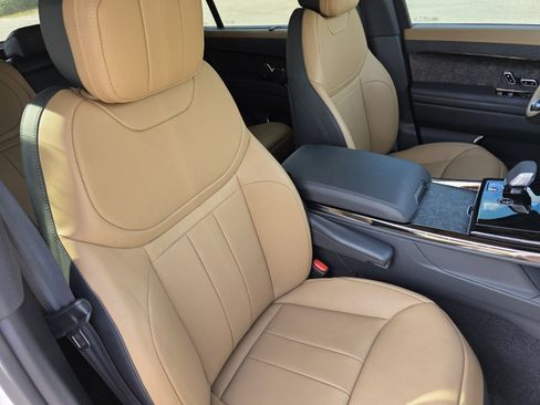 Certified 2024 Land Rover Range Rover Sport Dynamic SE image 21