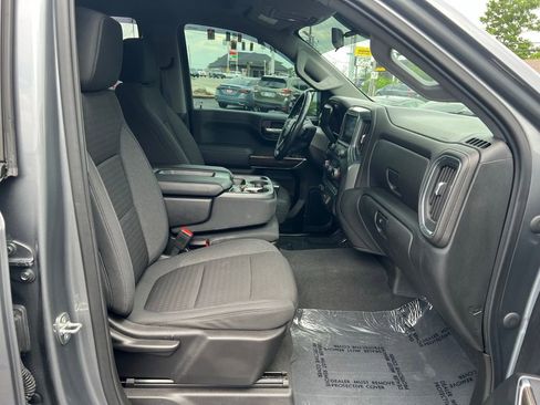 Used 2021 Chevrolet Silverado 1500 LT AWD/4WD image 26