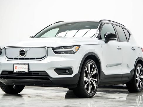 Used 2022 Volvo XC40 P8 Recharge Ultimate AWD/4WD image 9