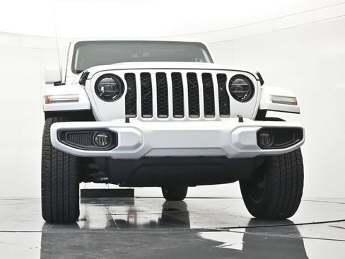 Used 2021 Jeep Gladiator Overland AWD/4WD image 38