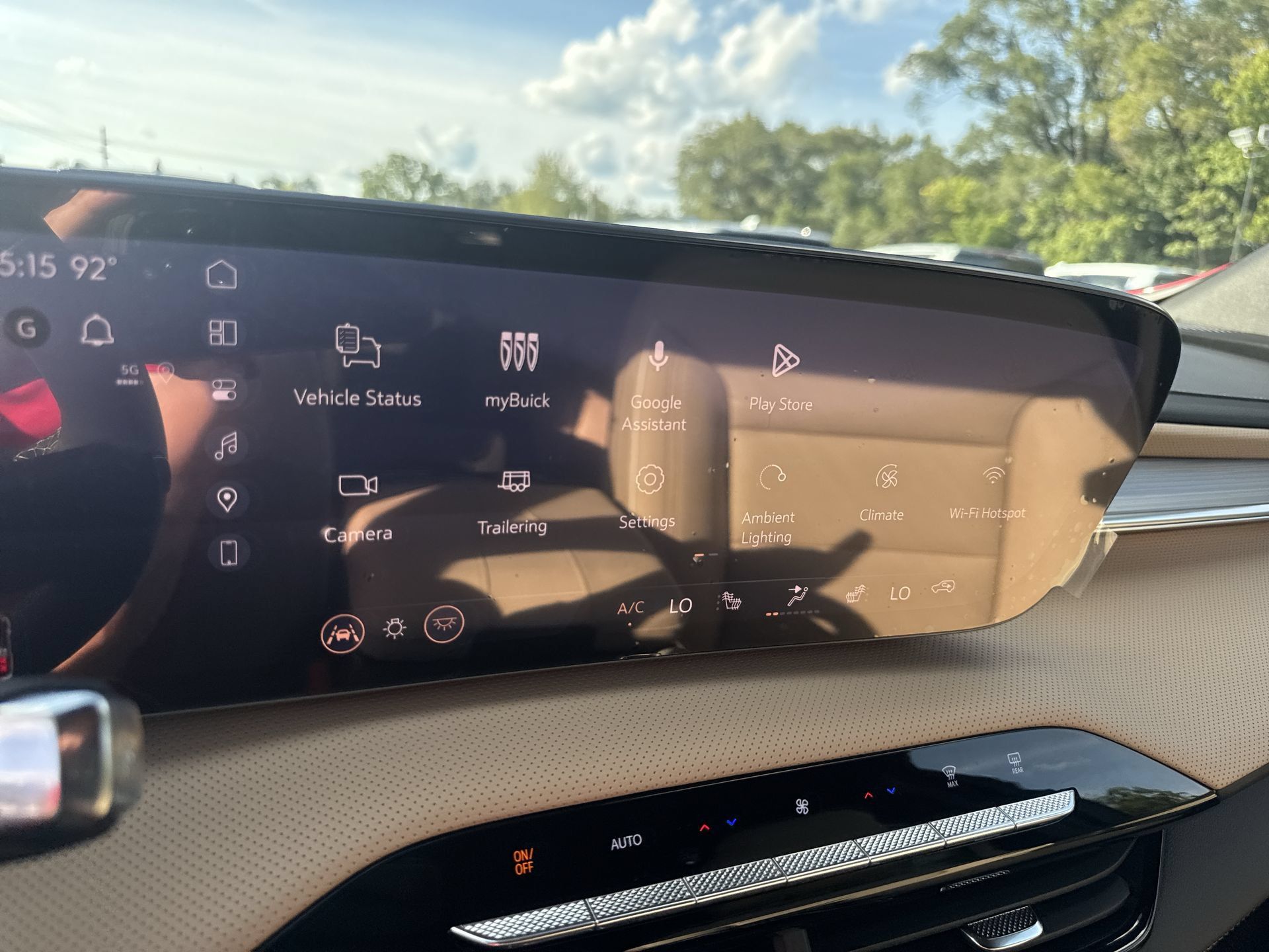 New 2027 Buick Enclave Preferred w/ Power Package AWD/4WD image 12