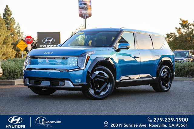 Used 2024 Kia EV9 Land AWD/4WD image 1