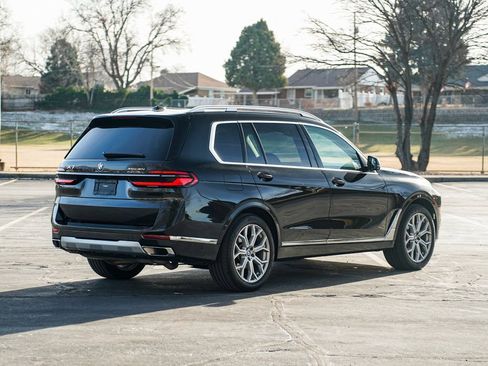Used 2023 BMW X7 xDrive40i w/ Executive Package image 5