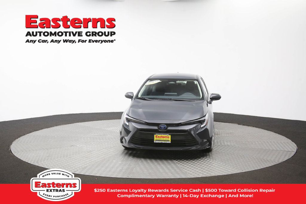 Used 2023 Toyota Corolla LE FWD image 52