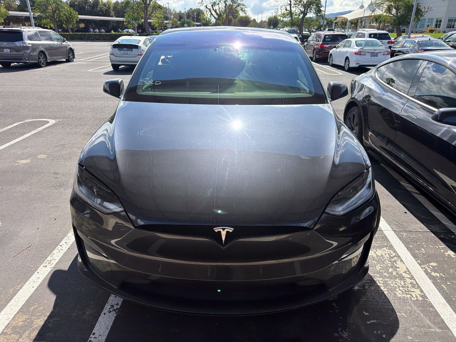 Used 2025 Tesla Model X AWD/4WD image 3