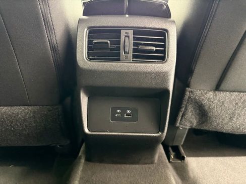 Used 2023 Nissan Rogue SV image 23