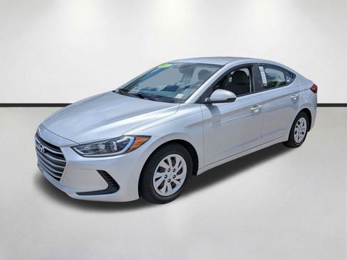 Used 2017 Hyundai Elantra SE FWD image 8
