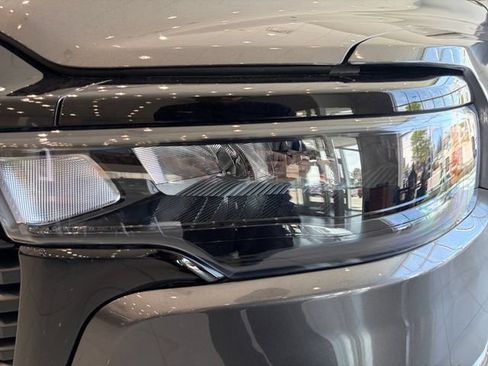 New 2026 RAM 1500 Express AWD/4WD image 9