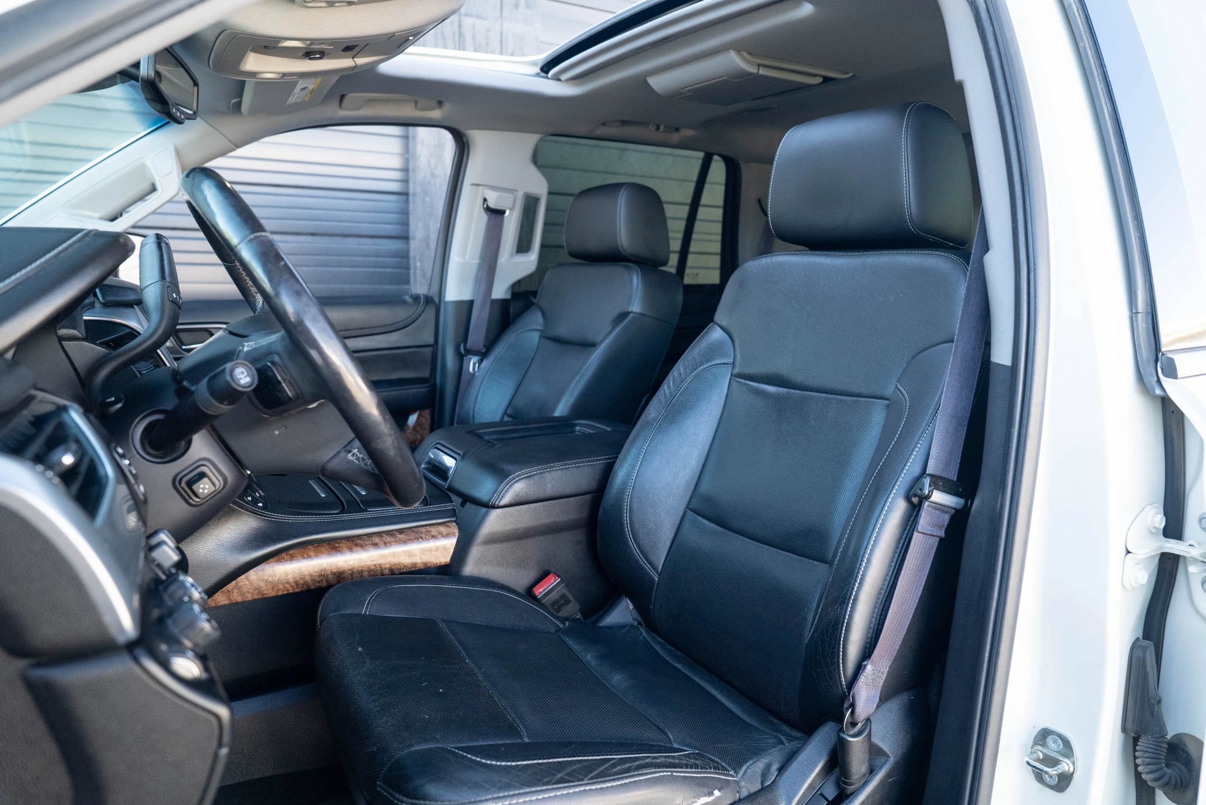 Used 2015 Chevrolet Tahoe LTZ AWD/4WD image 16