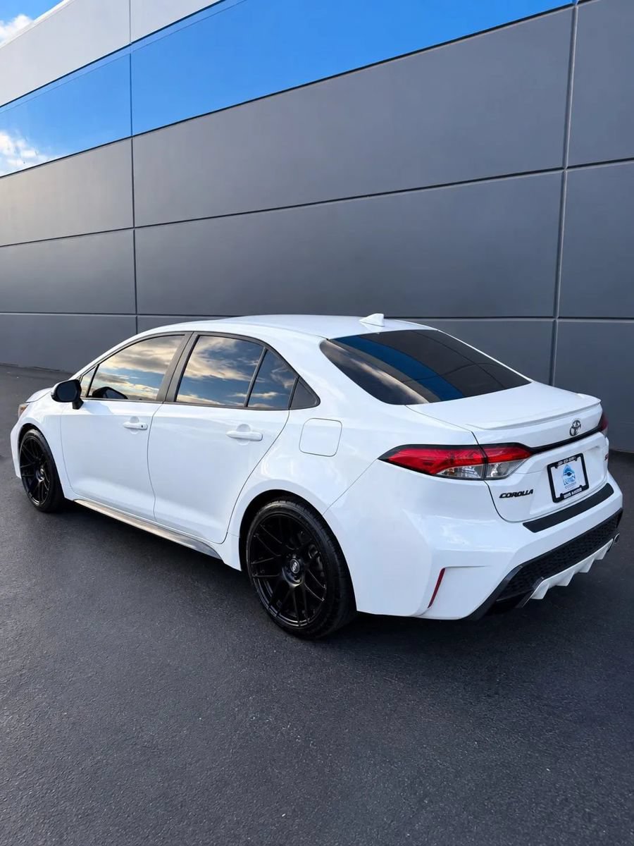 Used 2022 Toyota Corolla SE w/ SE Premium Package FWD image 7